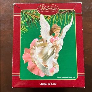 2003 Carlton Cards Heirloom Angel of Love Heart Ornament, NIB